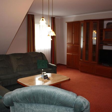 Hotel & Restaurant Lenzer Krug Malchow  Kültér fotó
