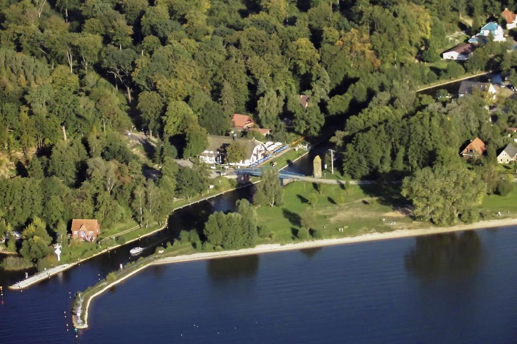 Hotel & Restaurant Lenzer Krug Malchow  Kültér fotó
