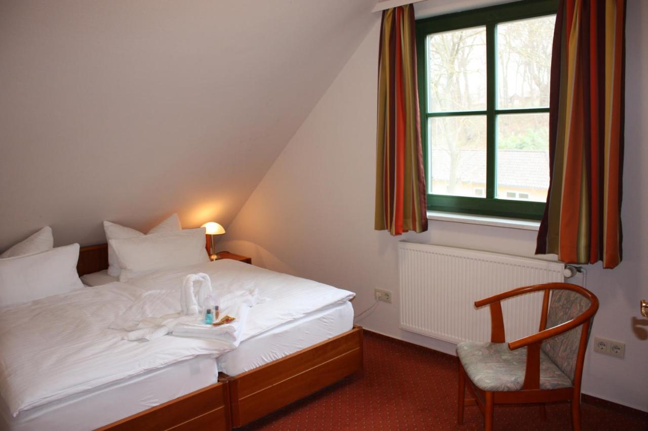 Hotel & Restaurant Lenzer Krug Malchow  Kültér fotó